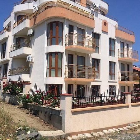 Private Studio Intsaraki - Sveti Vlas Exterior foto