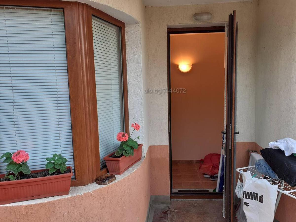 Private Studio Intsaraki - Sveti Vlas Exterior foto